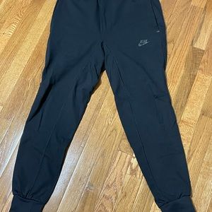 navy blue tech fleece